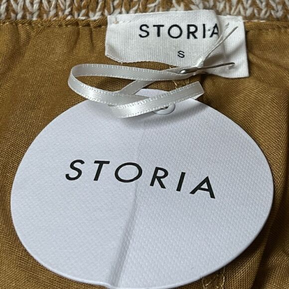 NWT Storia Daisy Days Knit Zip Beige Flower Power Shorts Sz S   Host Pick - Picture 5 of 5